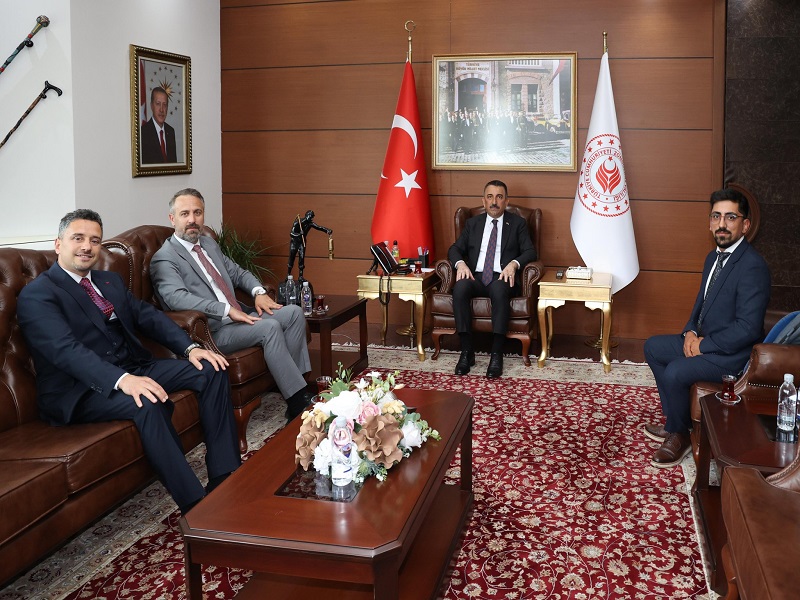 Teknoloji Firması Yetkilileri Vali Osman Hacıbektaşoğlu’nu Ziyaret Etti